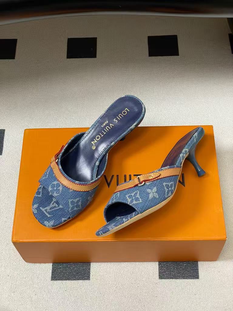 26NEW Denim Kitten Heel Slippers