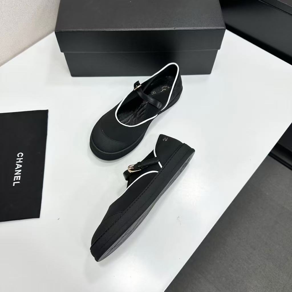 26 New Versatile Shoes