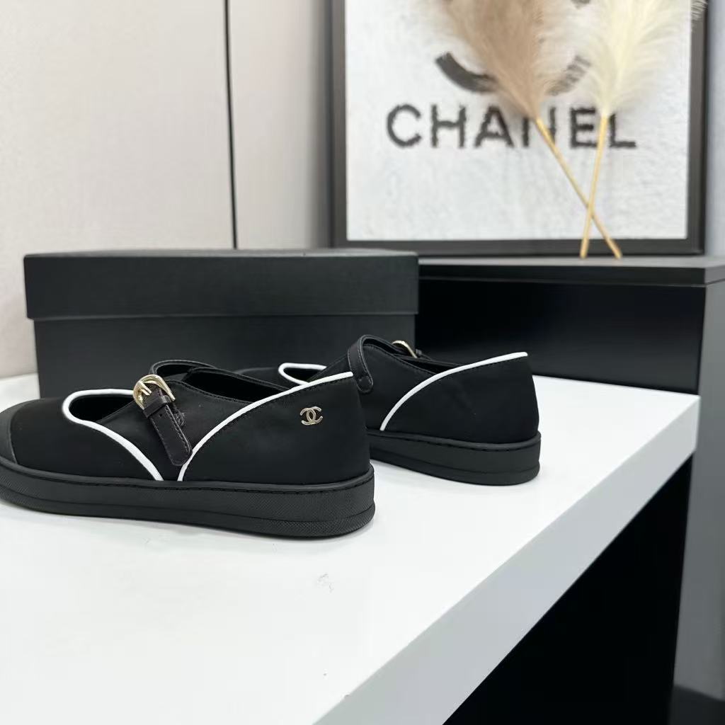 26 New Versatile Shoes