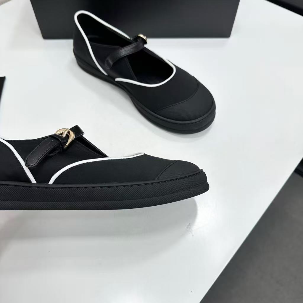 26 New Versatile Shoes