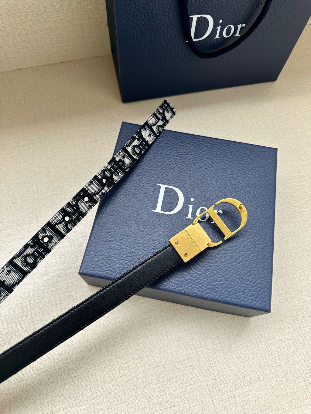 25FW NEW Classic Belt