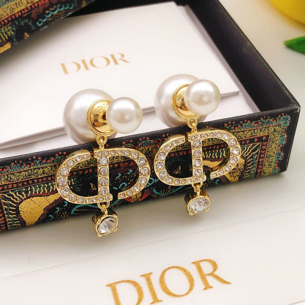 25FW NEW Pearl Stud Earrings with Dangling Diamonds