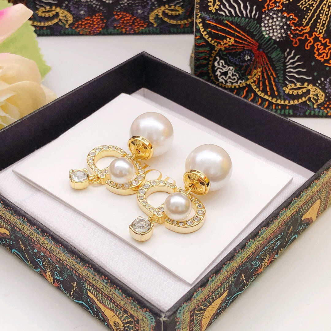 25FW NEW Pearl Stud Earrings with Dangling Diamonds