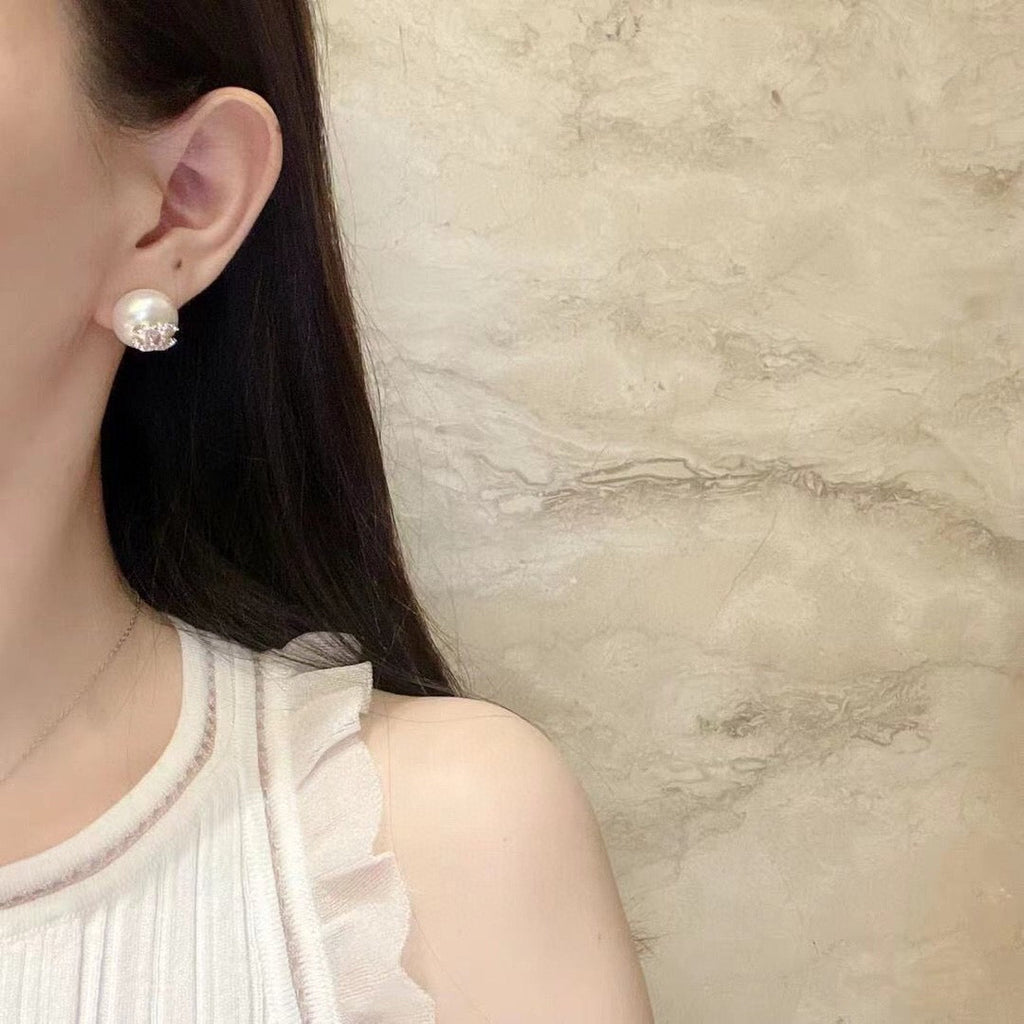 25FW NEW Snowflake Crystal Pearl Stud Earrings