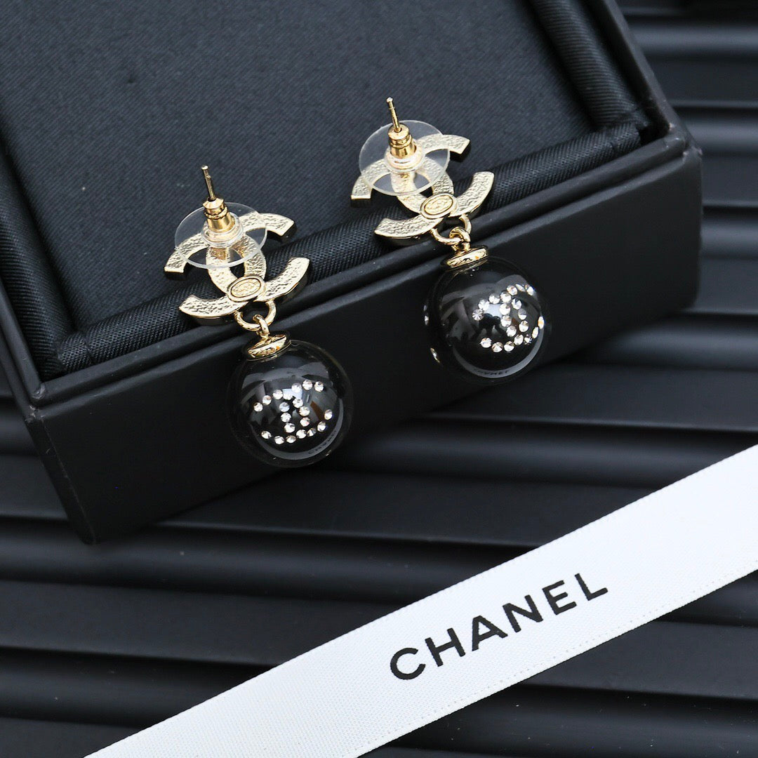 25FW NEW Glass Bead Earrings